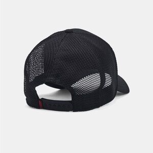 Mesh snapback Cap by Under Armour | Unisex | Brand new with tags | Color: Bred
